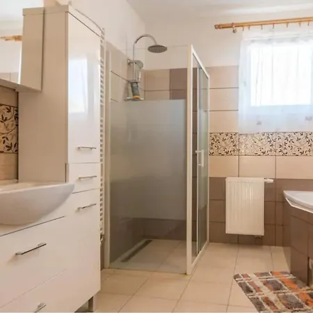 Sumava U Janiny شقة